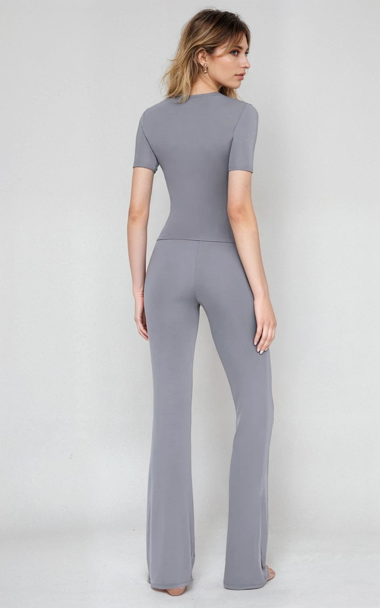 Women’s Activewear T-Shirt – Lightweight Gym & Running Top