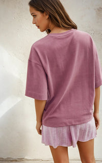 Boxy Fit T-Shirt for Women – Oversized Everyday Basic with Modern Cut Stone