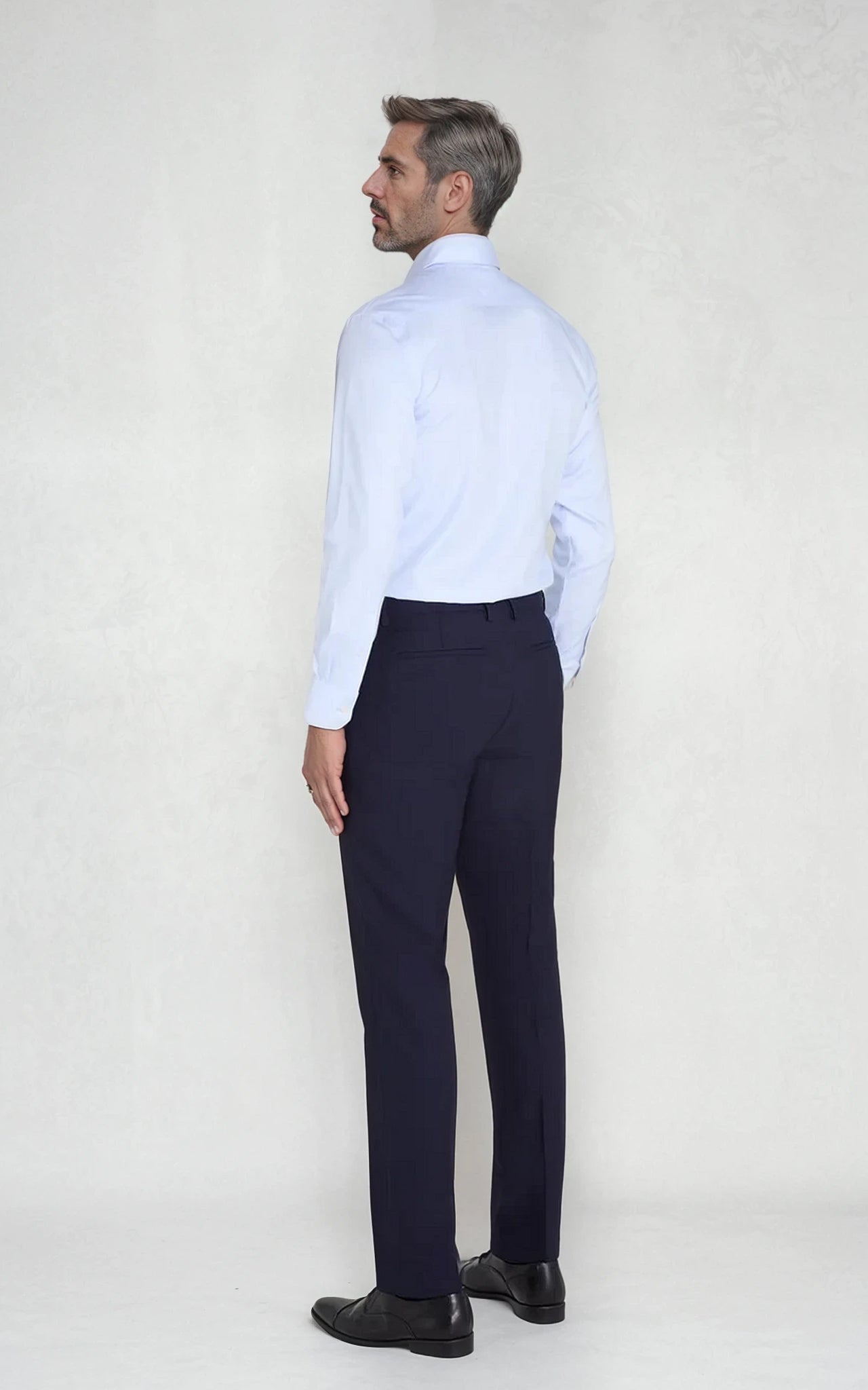 Men’s Slim Fit Heritage Twill Shirt