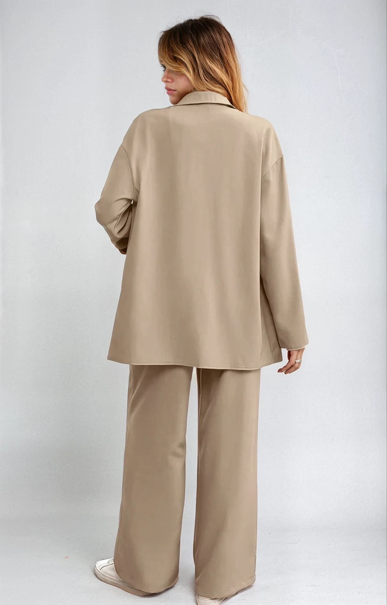 Relaxed 2-Piece Co-Ord Set – Longline Shirt with Roll-Up Sleeves & Trousers