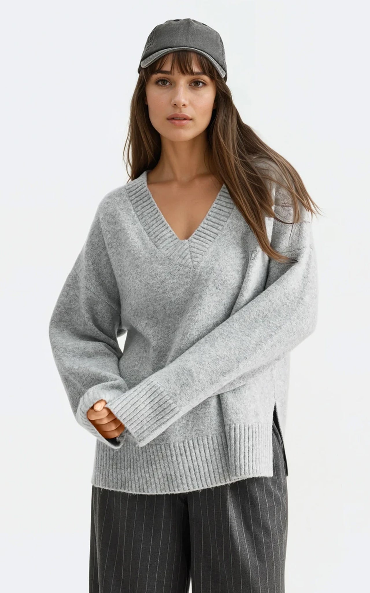 V-Neck Knit Jumper – Relaxed Fit